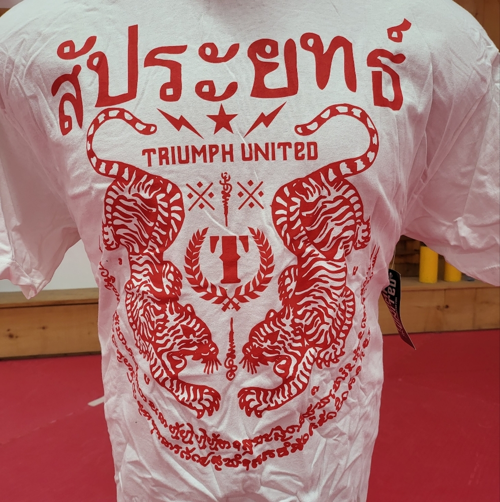 NWOT Triumph United Tee White 100% Cotton XL